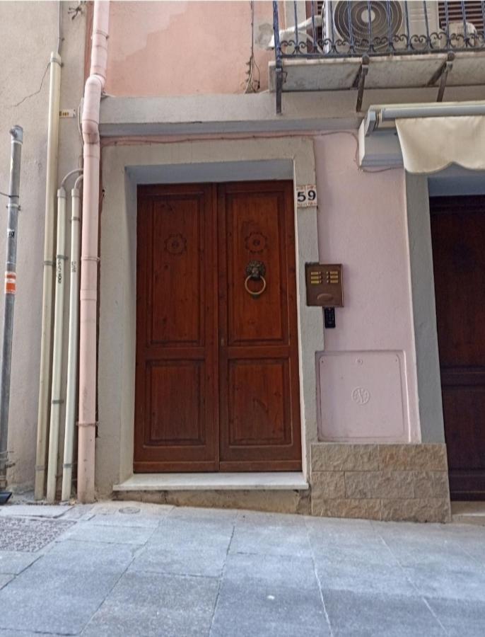Orchidea Stanza Privata In Appartamento Condiviso "Sapori Di Mare" Cagliari Eksteriør bilde